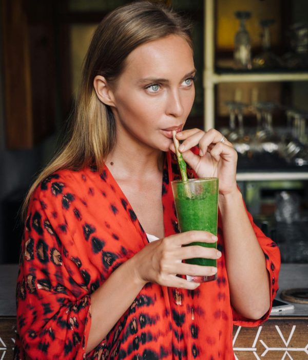 Andijvie smoothie drinken