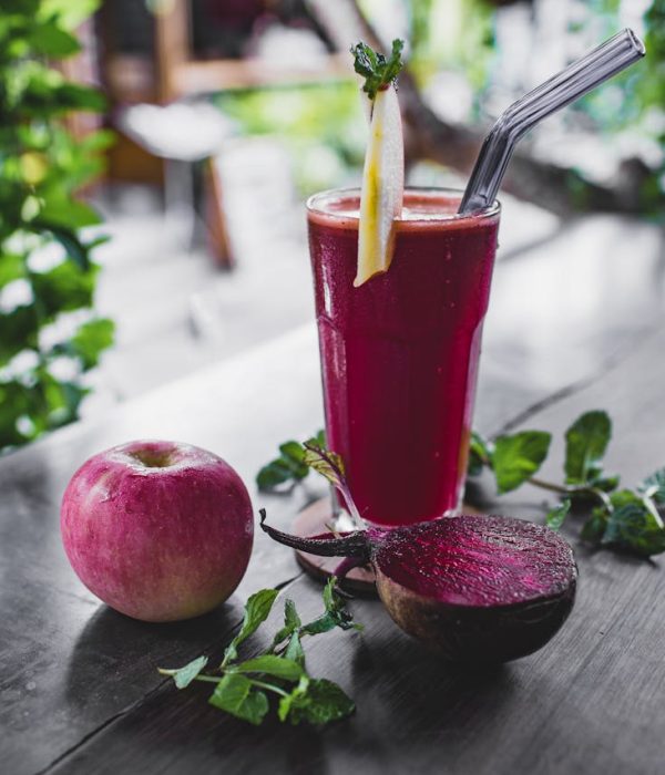 Rode bieten smoothie maken
