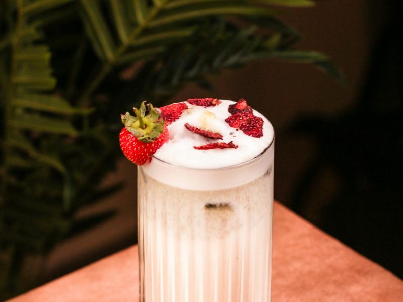 Smoothie rood fruit en melk