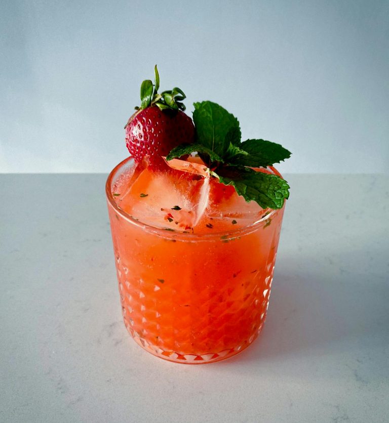 Strawberry Daiquiri mocktail