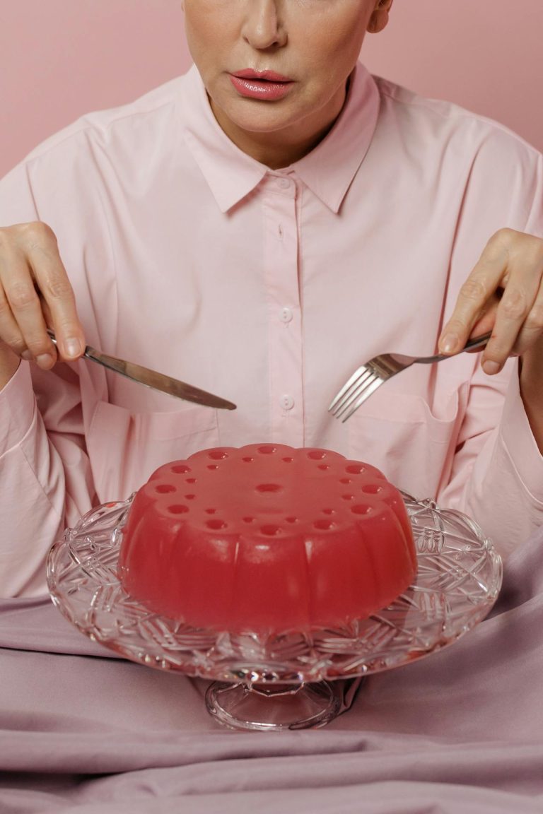 Aardbeien-gelatine pudding maken