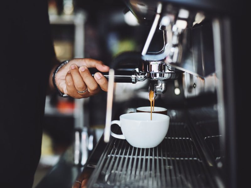 Hoe barista koffie maken?