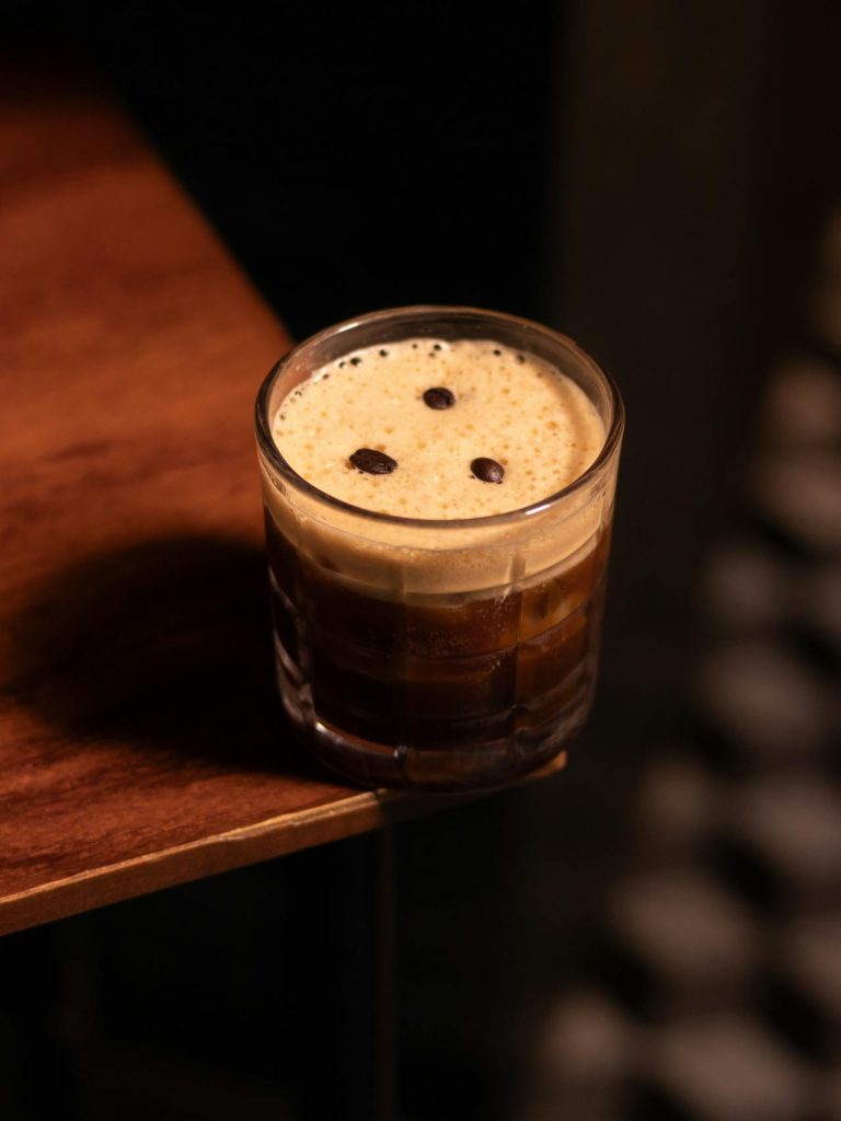 Welke koffielikeur gaat er in Spaanse koffie