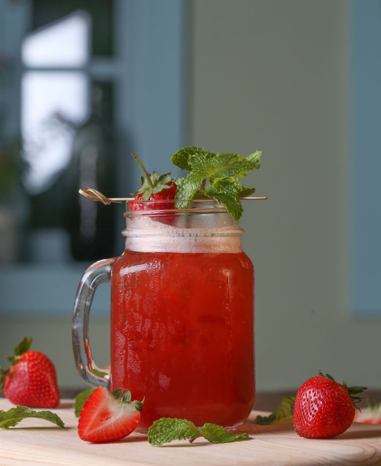 Aardbei limonade maken