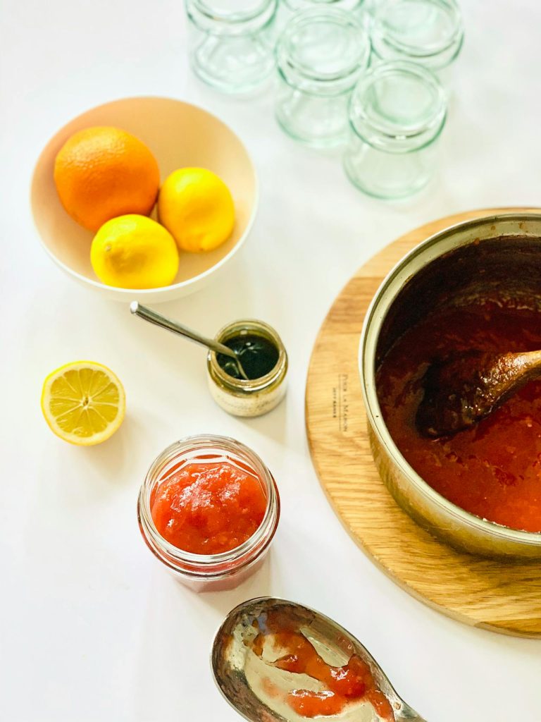 Hoe maak je meidoornbessen jam