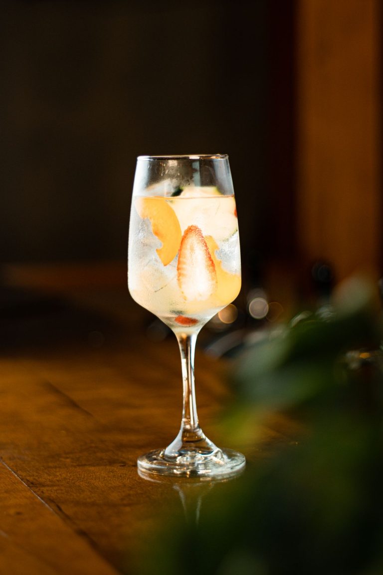 Witte sangria maken