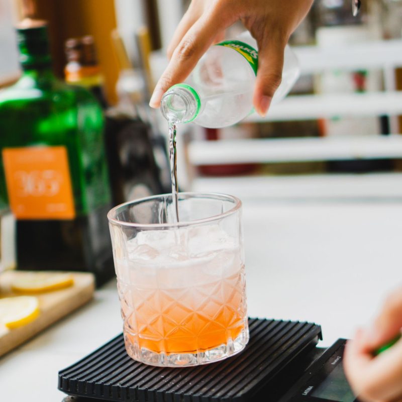 Zelf een elektrolytendrink maken