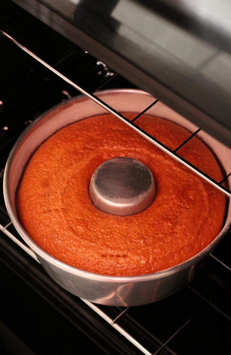 Glutenfreien Kuchen backen: Saftig und locker