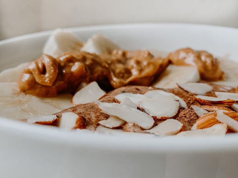 Overnight oats met pindakaas maken